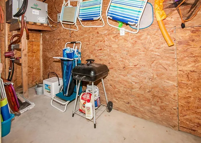 Bum House Holiday home